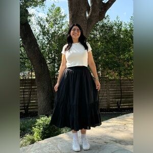 Spring Flowy Skirt - Black